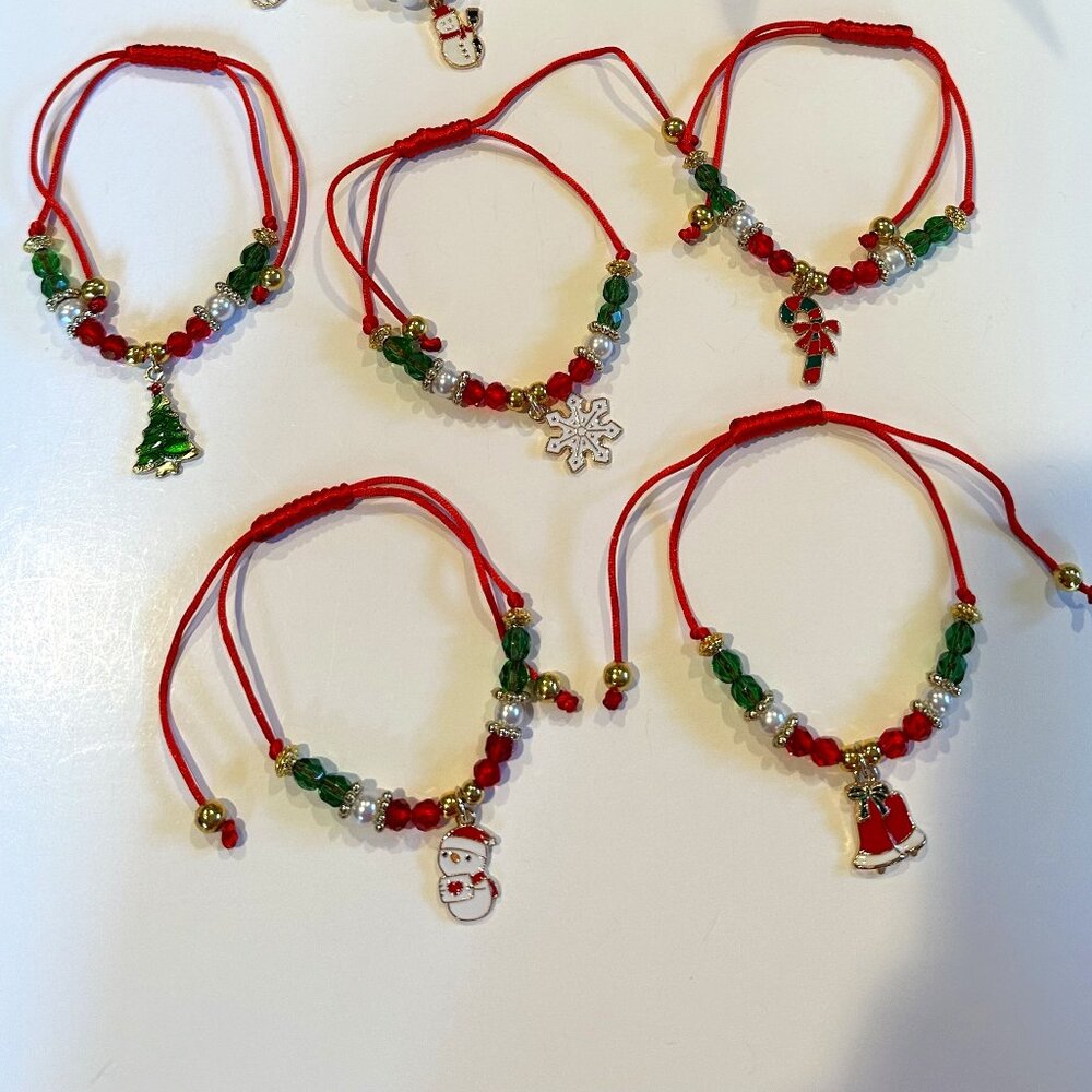 Shio Bracelet "Perfect accessories to tickle your sense of style & fun."